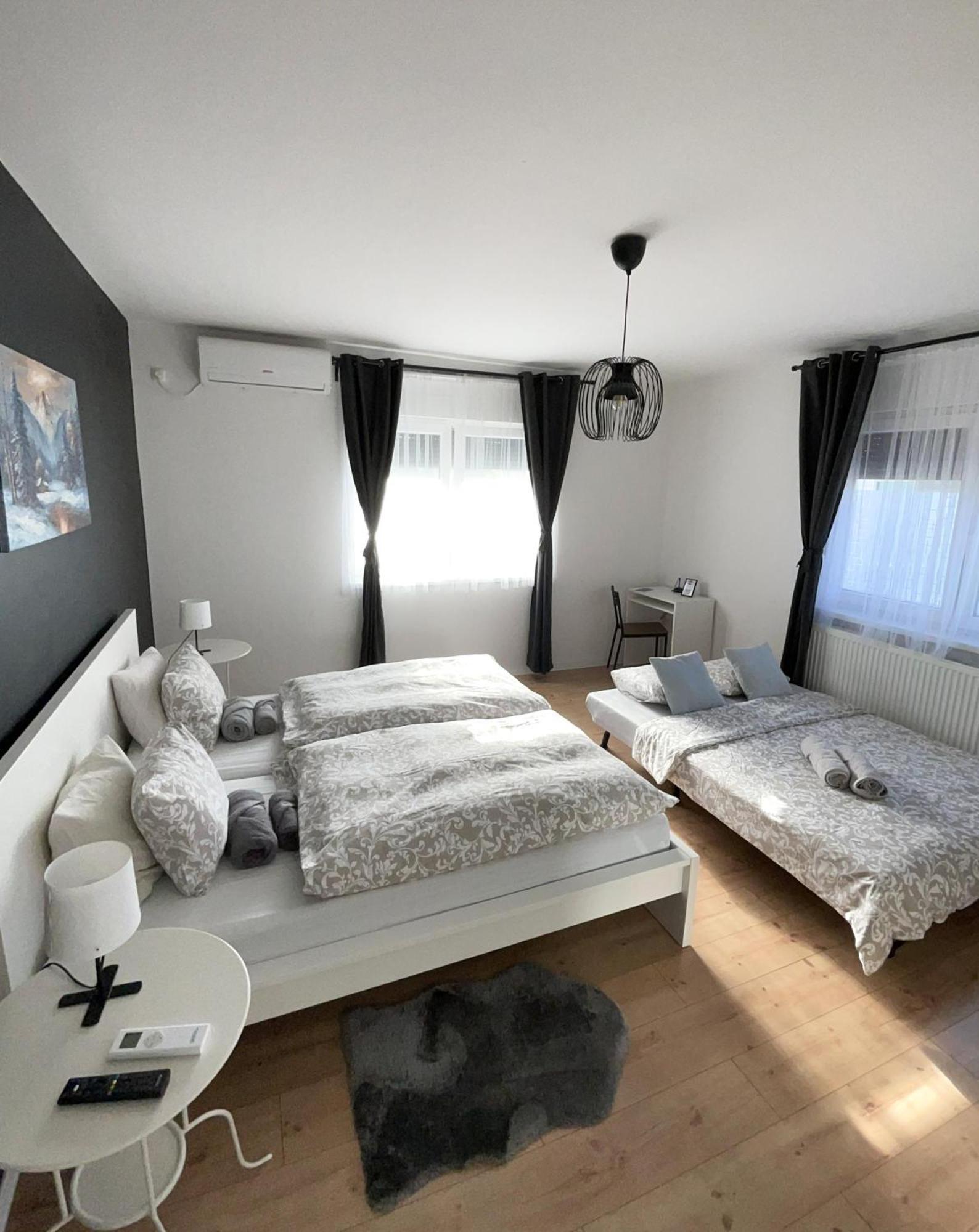 4 Stars Apartments Near Airport Velika Gorica Eksteriør billede